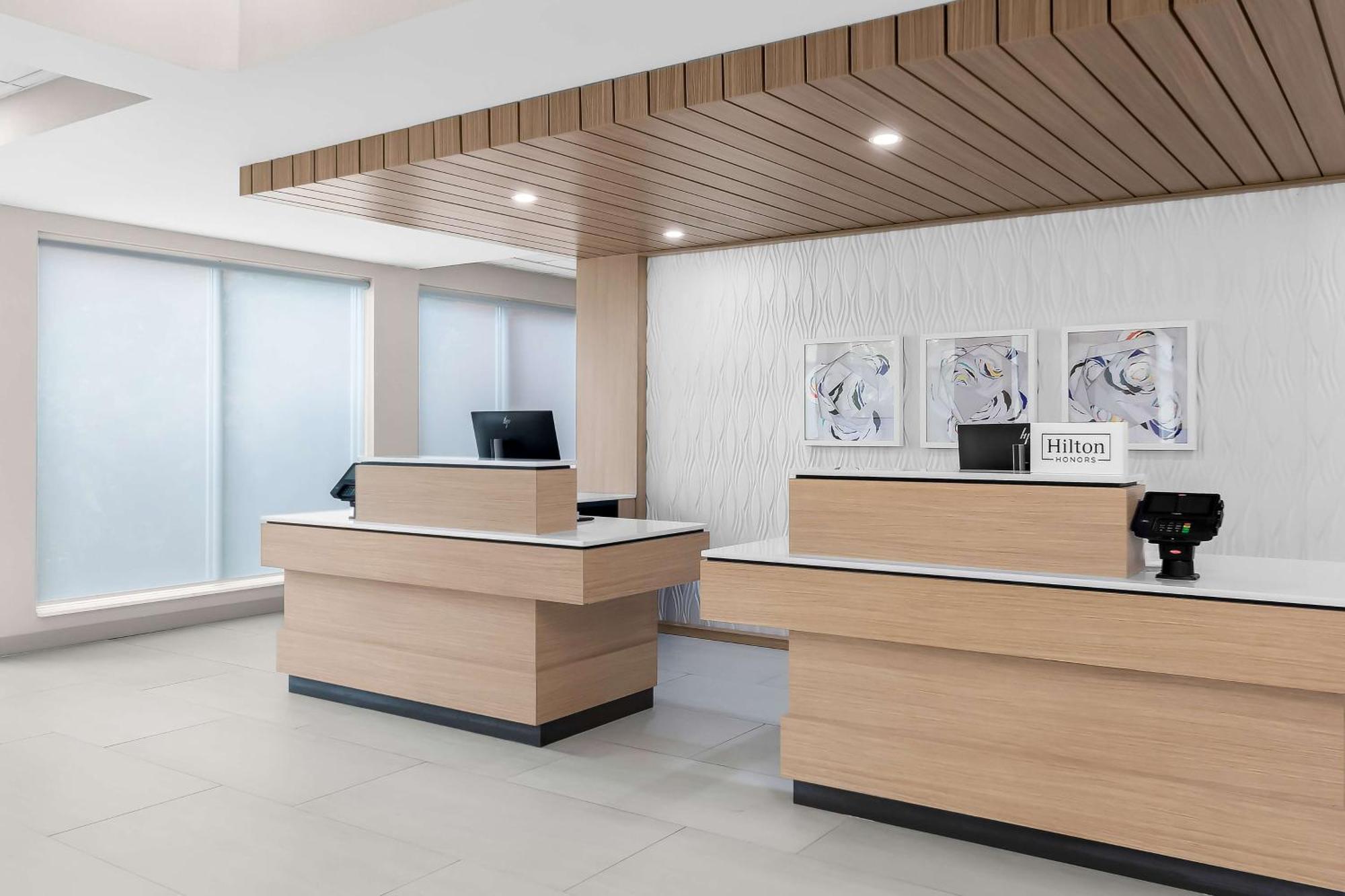 Hilton Garden Inn Lexington ג'ורג'טאון מראה חיצוני תמונה